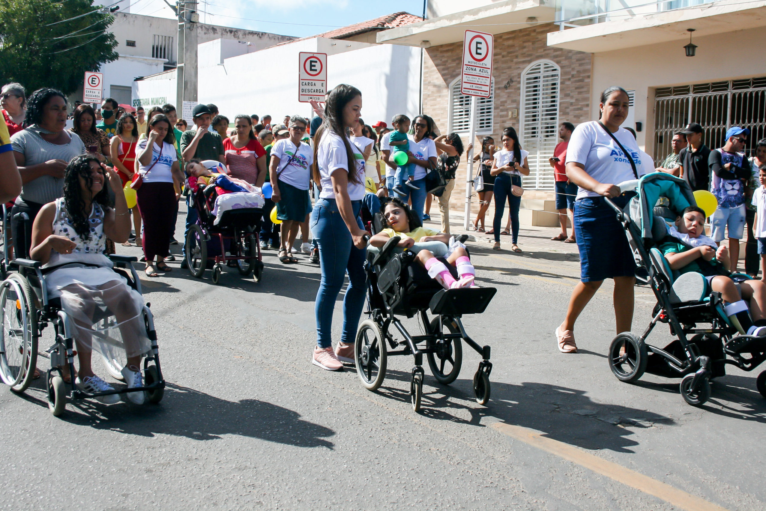 Desfile cívico atraiu grande público à Enock Ignácio