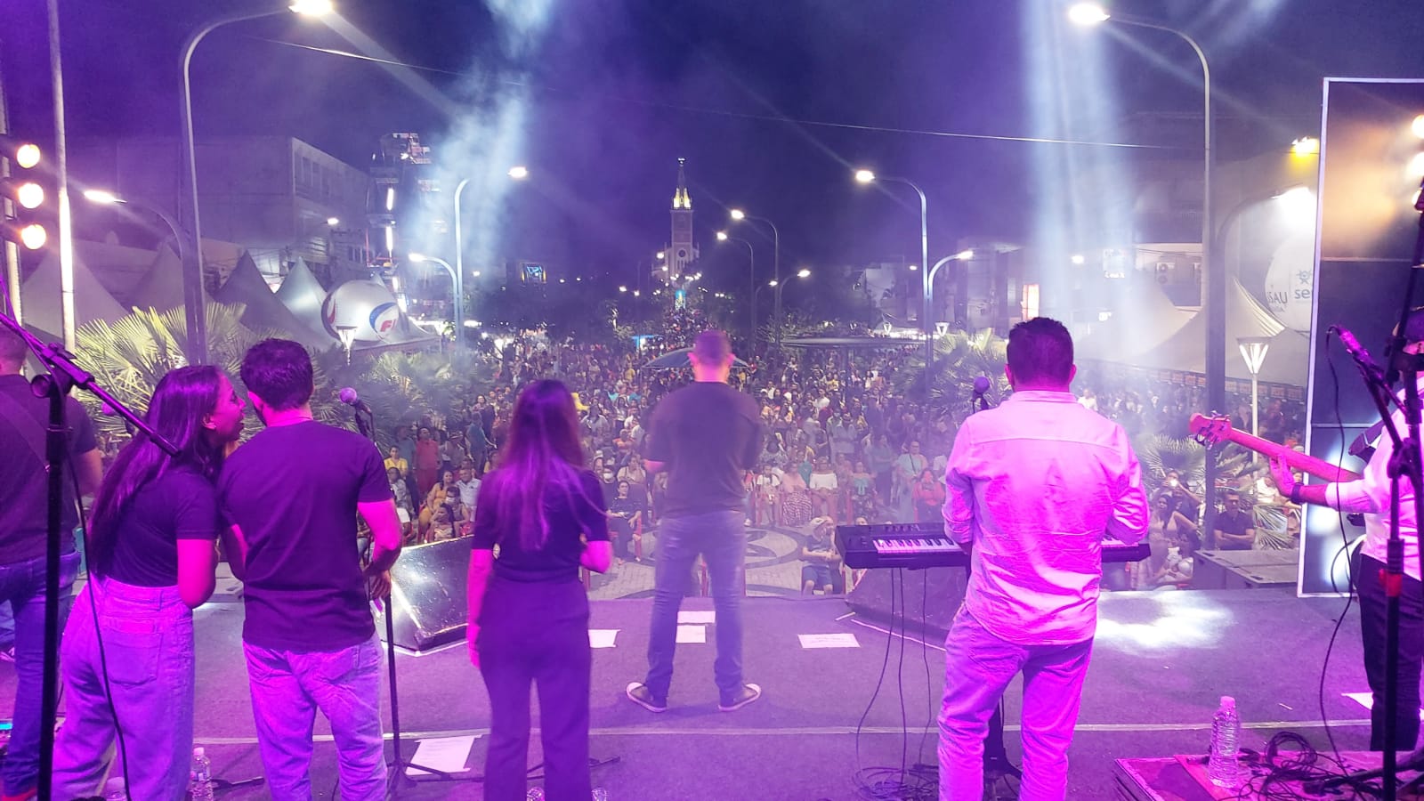 Fé, emoção e promessas encheram as ruas de ST