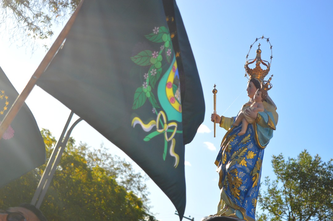Fé, emoção e promessas encheram as ruas de ST