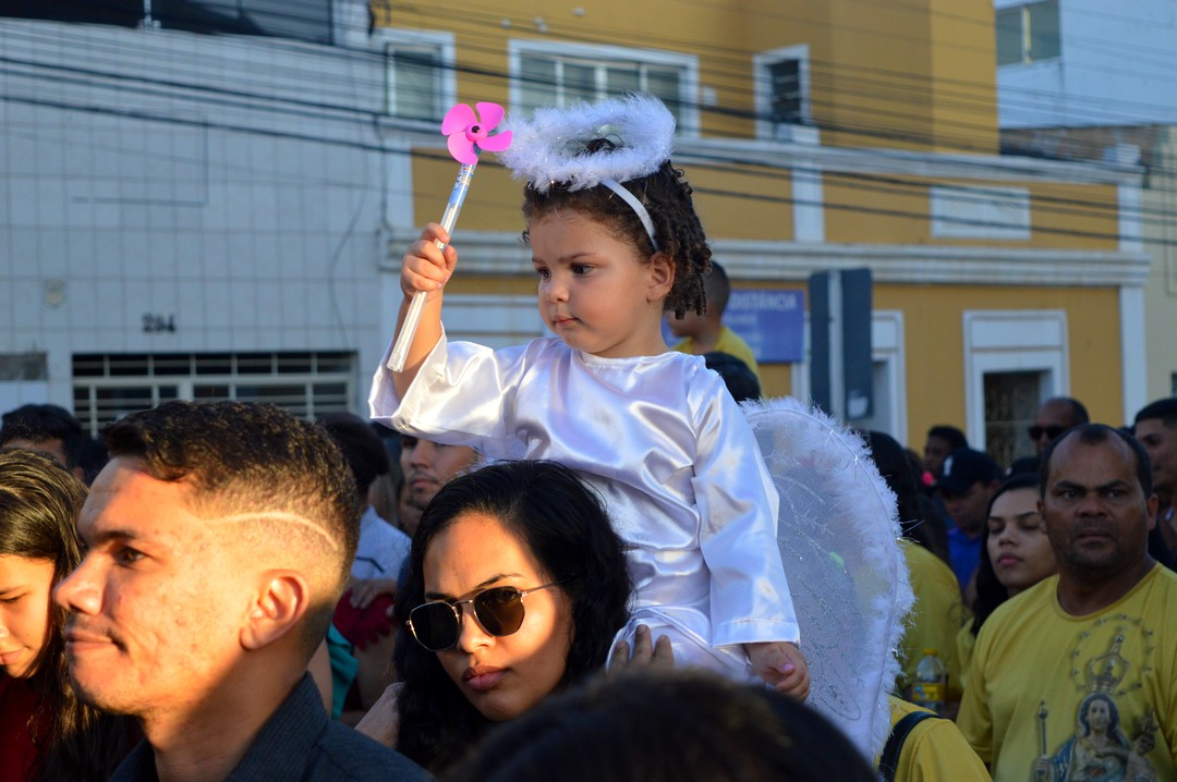 Fé, emoção e promessas encheram as ruas de ST