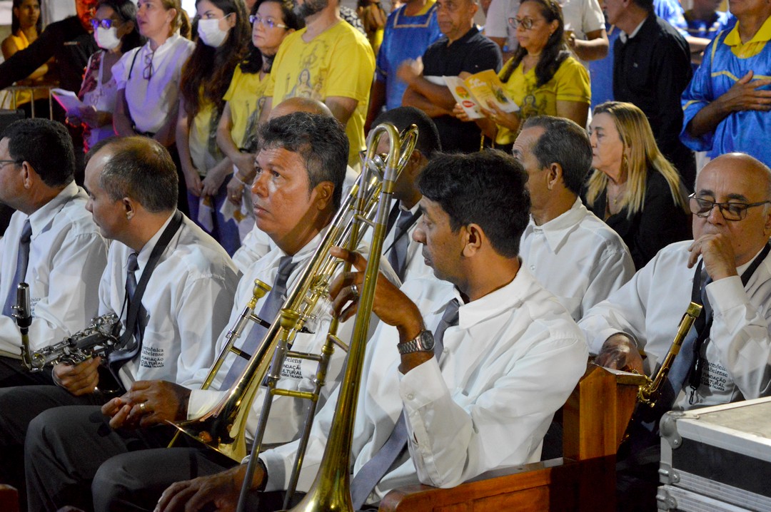Fé, emoção e promessas encheram as ruas de ST