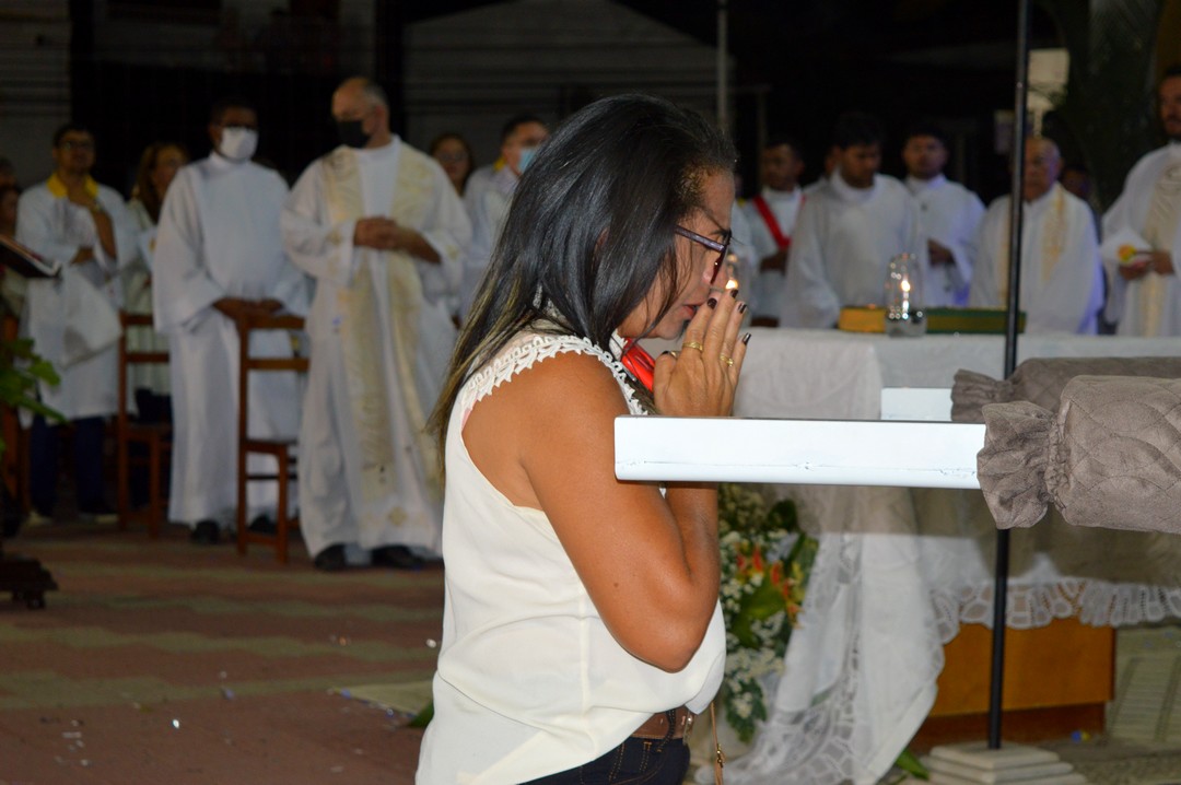 Fé, emoção e promessas encheram as ruas de ST