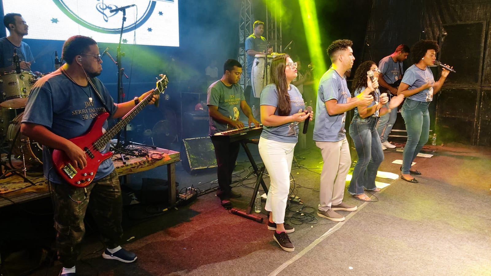 Fé, emoção e promessas encheram as ruas de ST