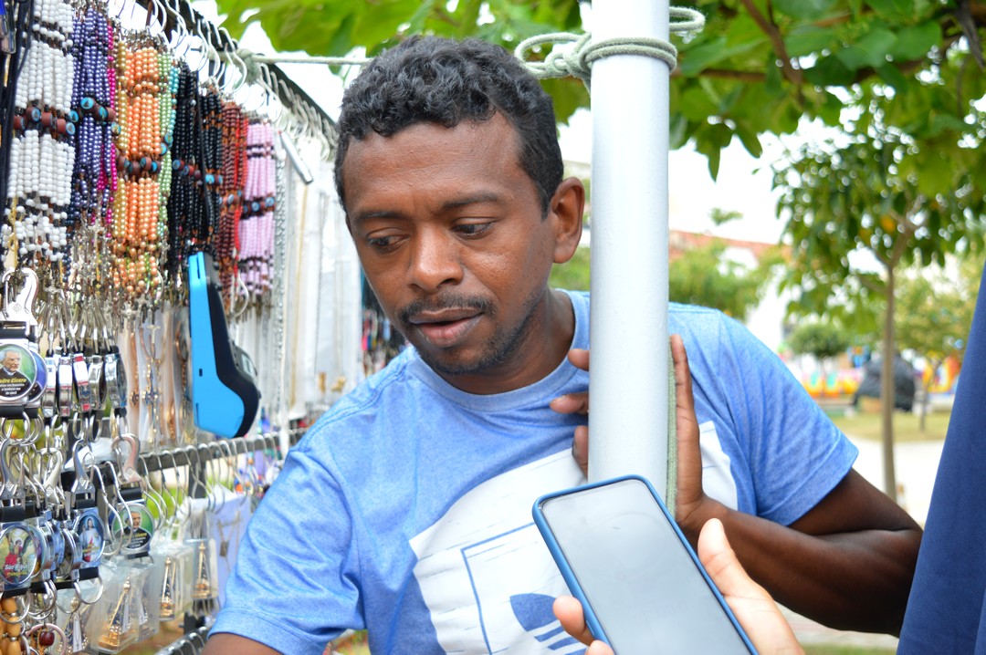 Vendedores tradicionais ocupam às ruas de ST na Festa de Setembro