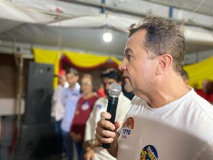 Waldemar se reúne com apoiadores em Caruaru