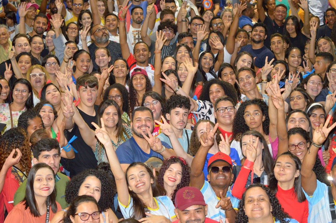 Romaria da Juventude lota a praça em ST