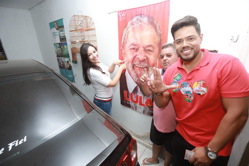 Euforia toma conta de ato em ST
