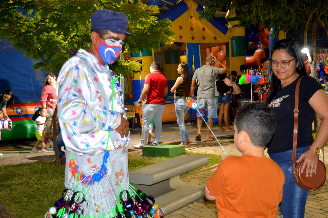 Vendedores tradicionais ocupam às ruas de ST na Festa de Setembro