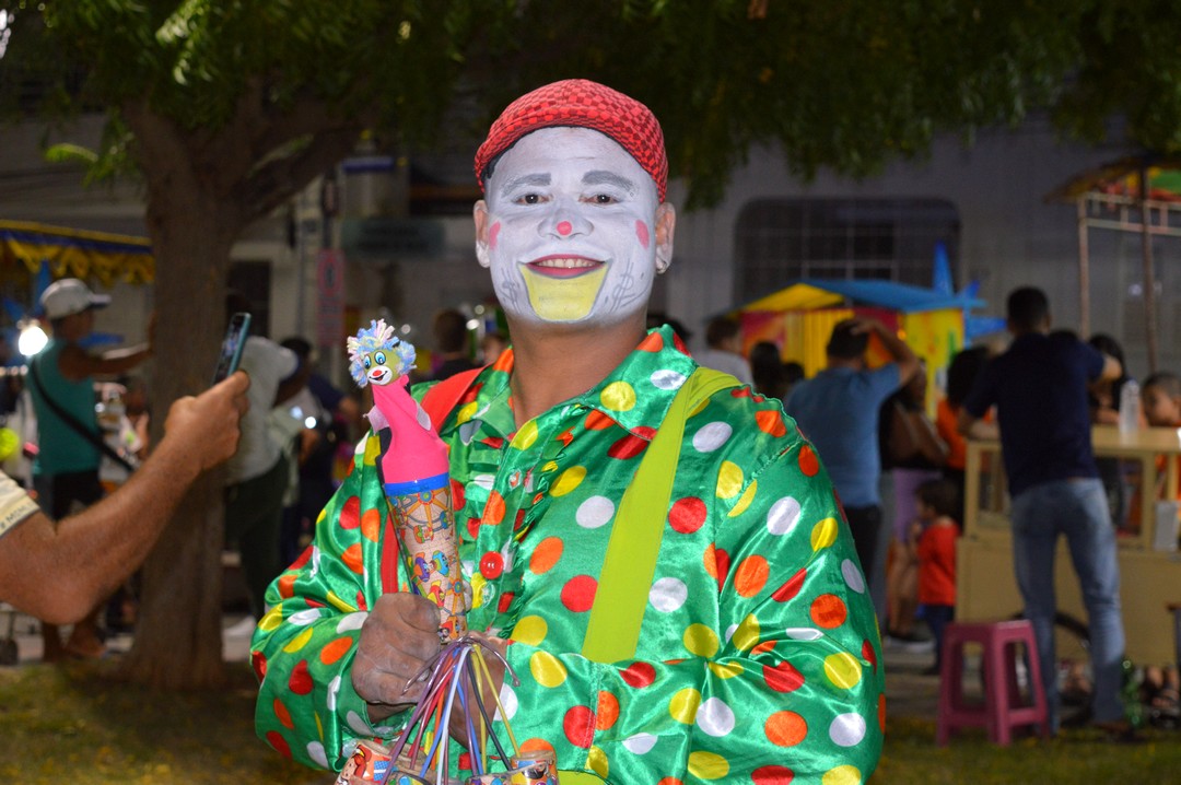 Vendedores tradicionais ocupam às ruas de ST na Festa de Setembro