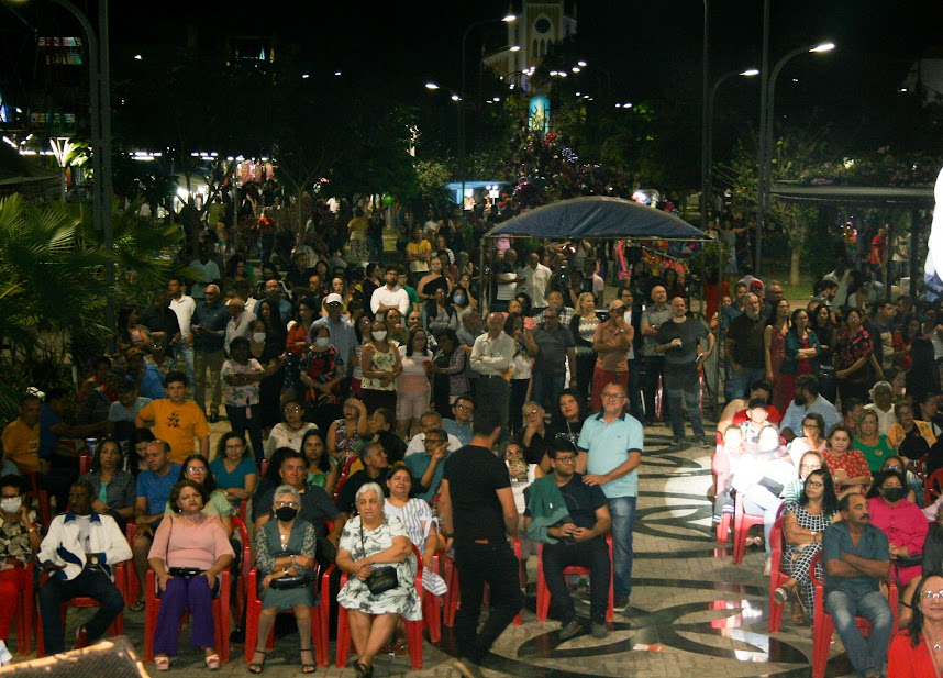 Última noite contou com shows potentes do rei Assisão e PC Silva