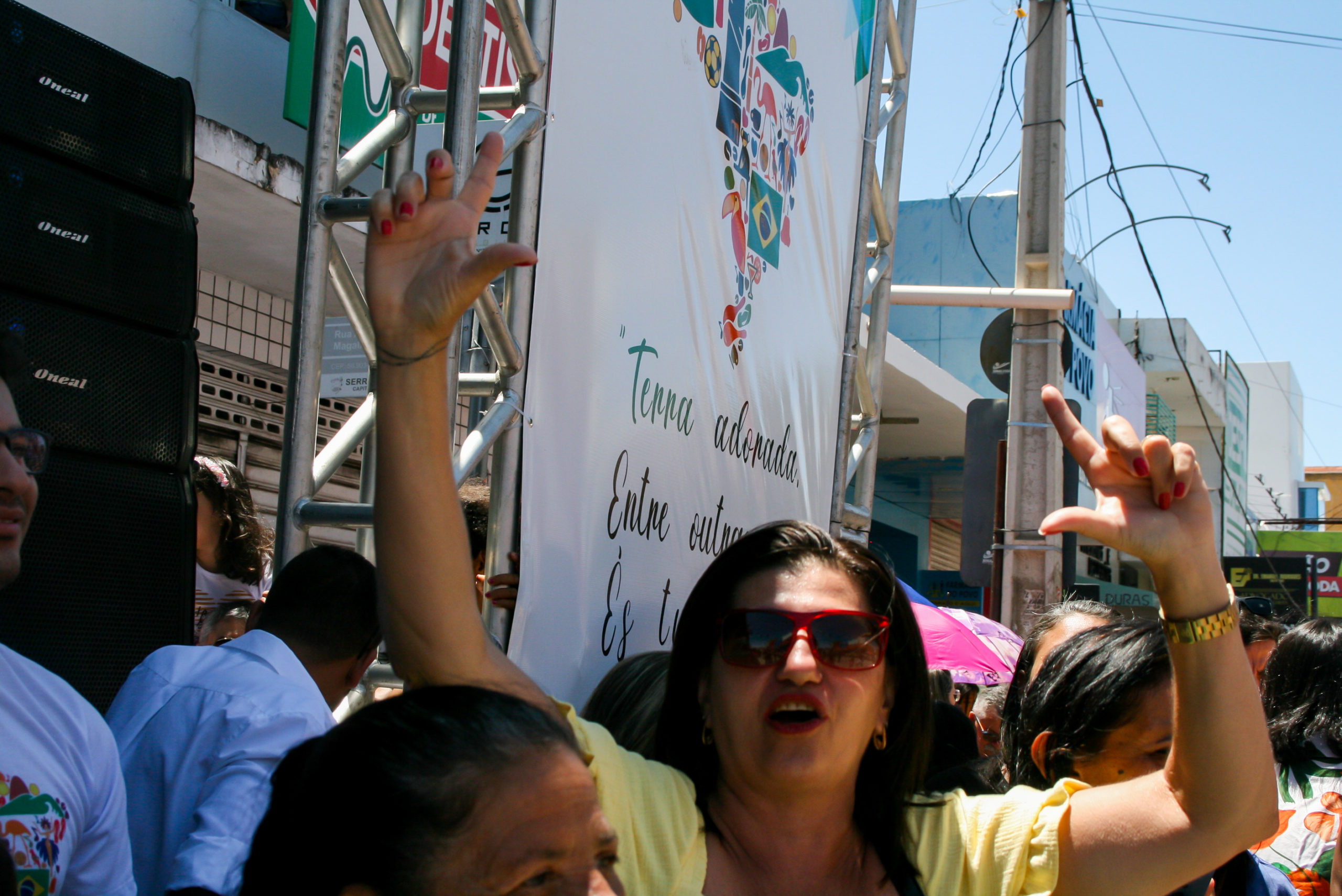 Desfile cívico atraiu grande público à Enock Ignácio