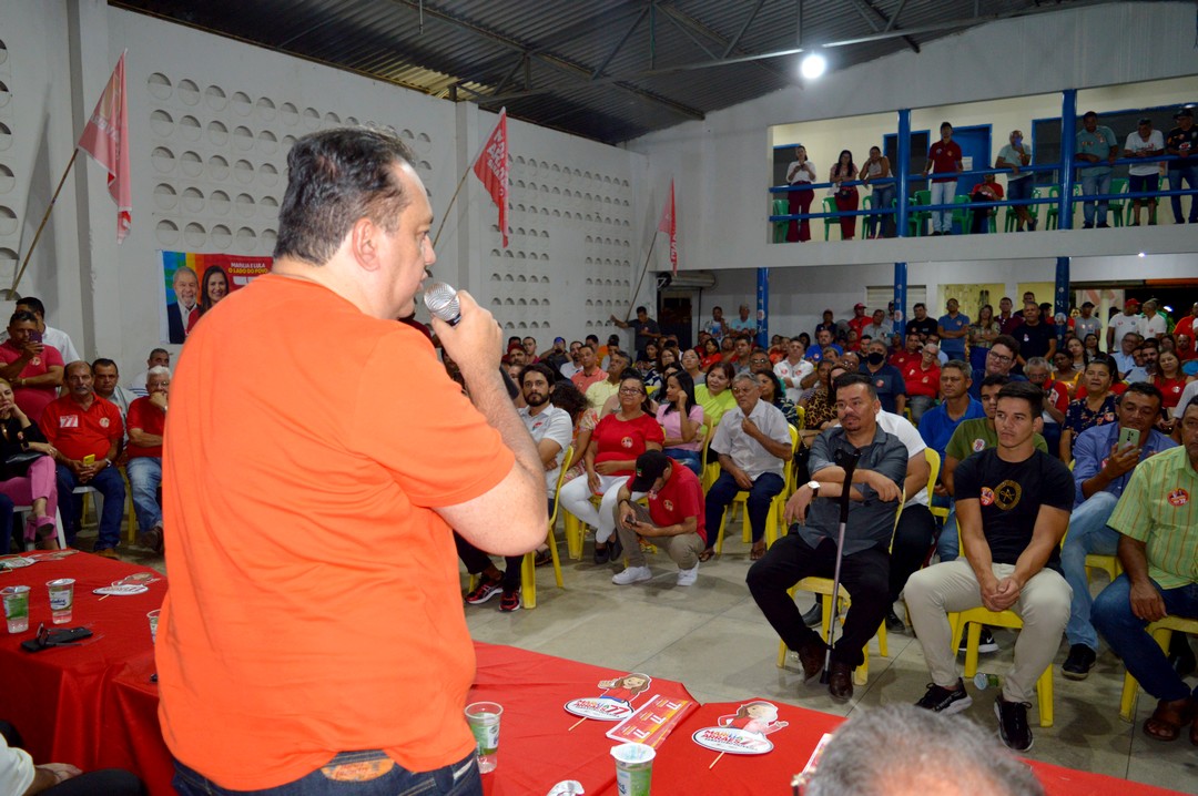 'Sebá' abre fogo e Duque critica prefeitos que colam Raquel a Lula