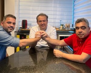 Sebastião tem apoio de prefeitos em prol de Marília