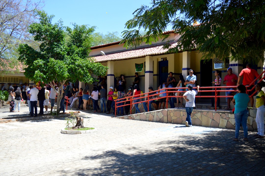 Pernambuco homologa concurso para quase 3 mil professores