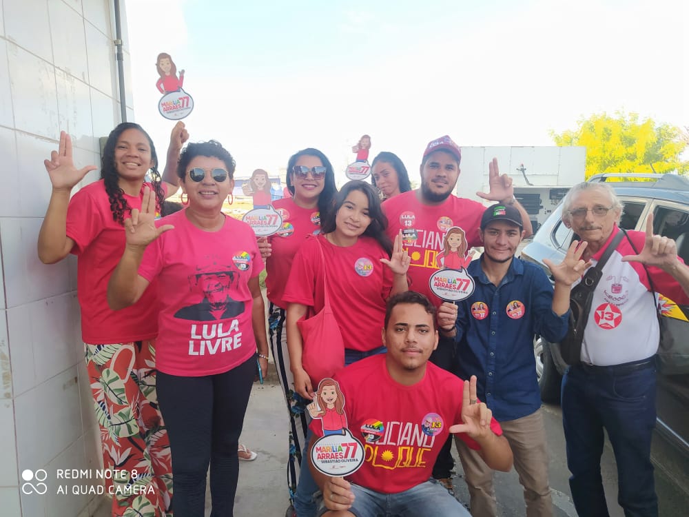 Petistas ganham às ruas sem Márcia e Duque lança obras de Marília