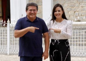 Congresso da Amupe revela abismo entre Márcia e Luciano Duque