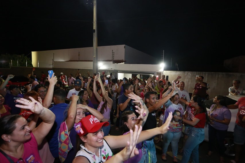 Márcia e população foram às ruas celebrar vitória de Lula e Raquel