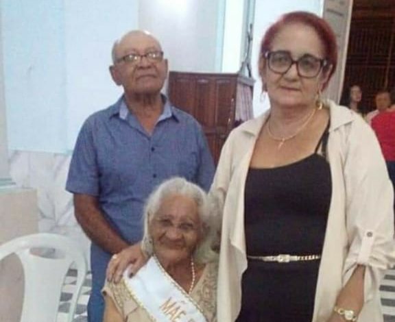 Morre, aos 107 anos, uma das primeiras 'coveiras' de ST