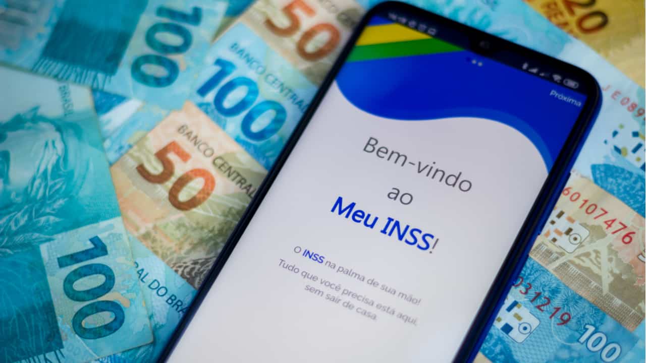 Aposentados vão receber o novo abono-salarial em 2023