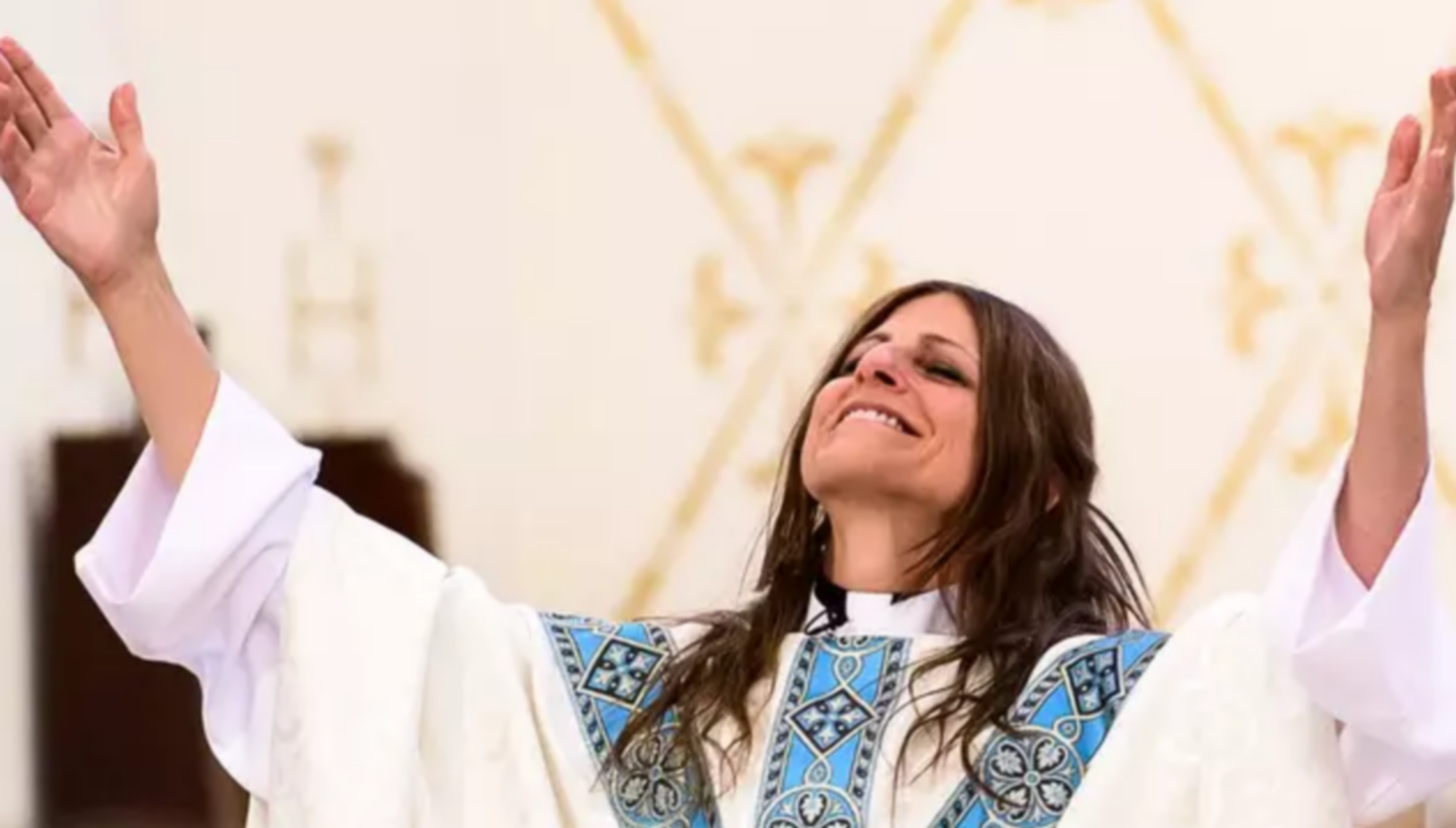 Mulheres ordenadas padres da Igreja Católica que enfrentam o Vaticano