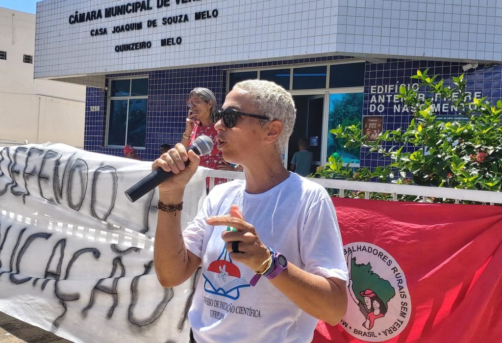 Protesto nas ruas de ST contra os cortes