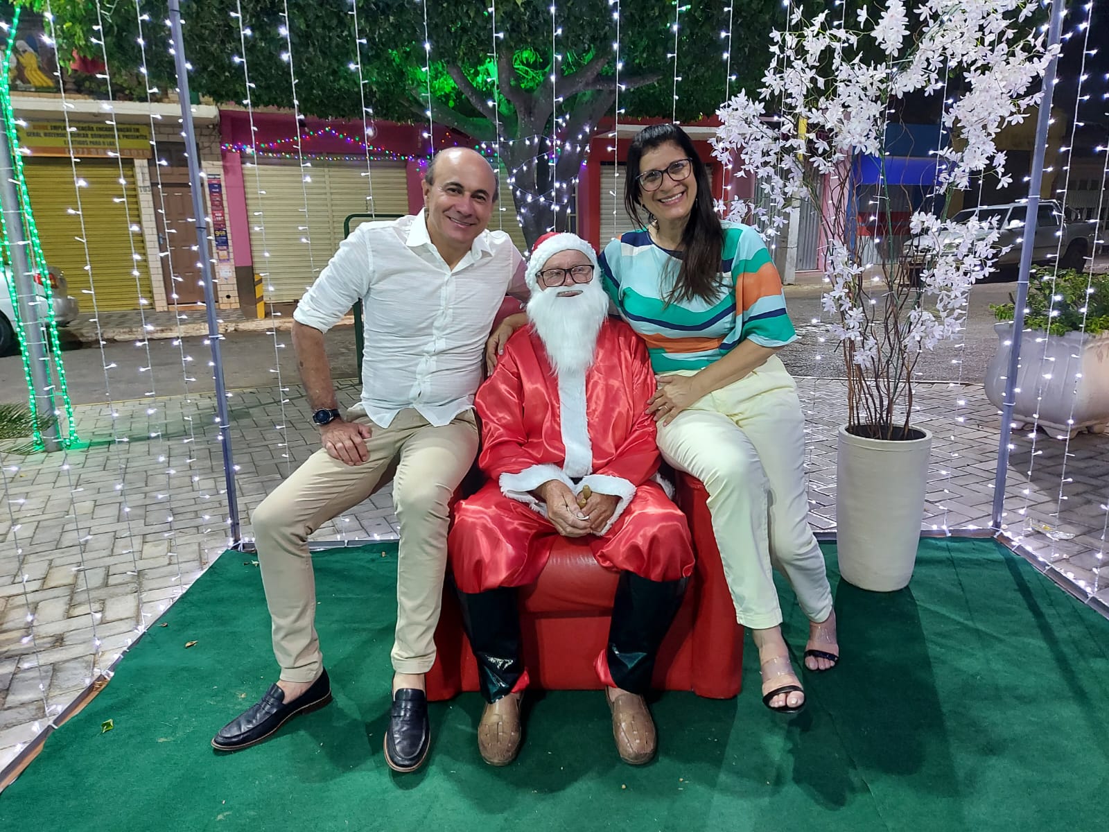 Stª Cruz da B. Verde ganha Natal com decoração