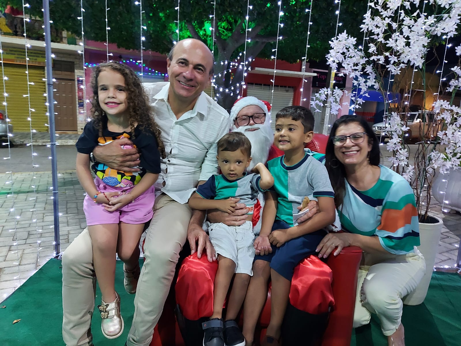 Stª Cruz da B. Verde ganha Natal com decoração