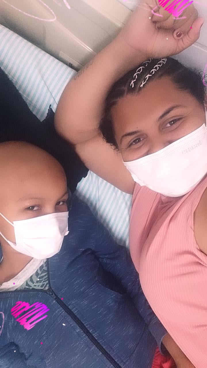 Após ter perna amputada, menino luta contra câncer em ST
