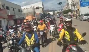 Sepultamento de mototaxista em Salgueiro