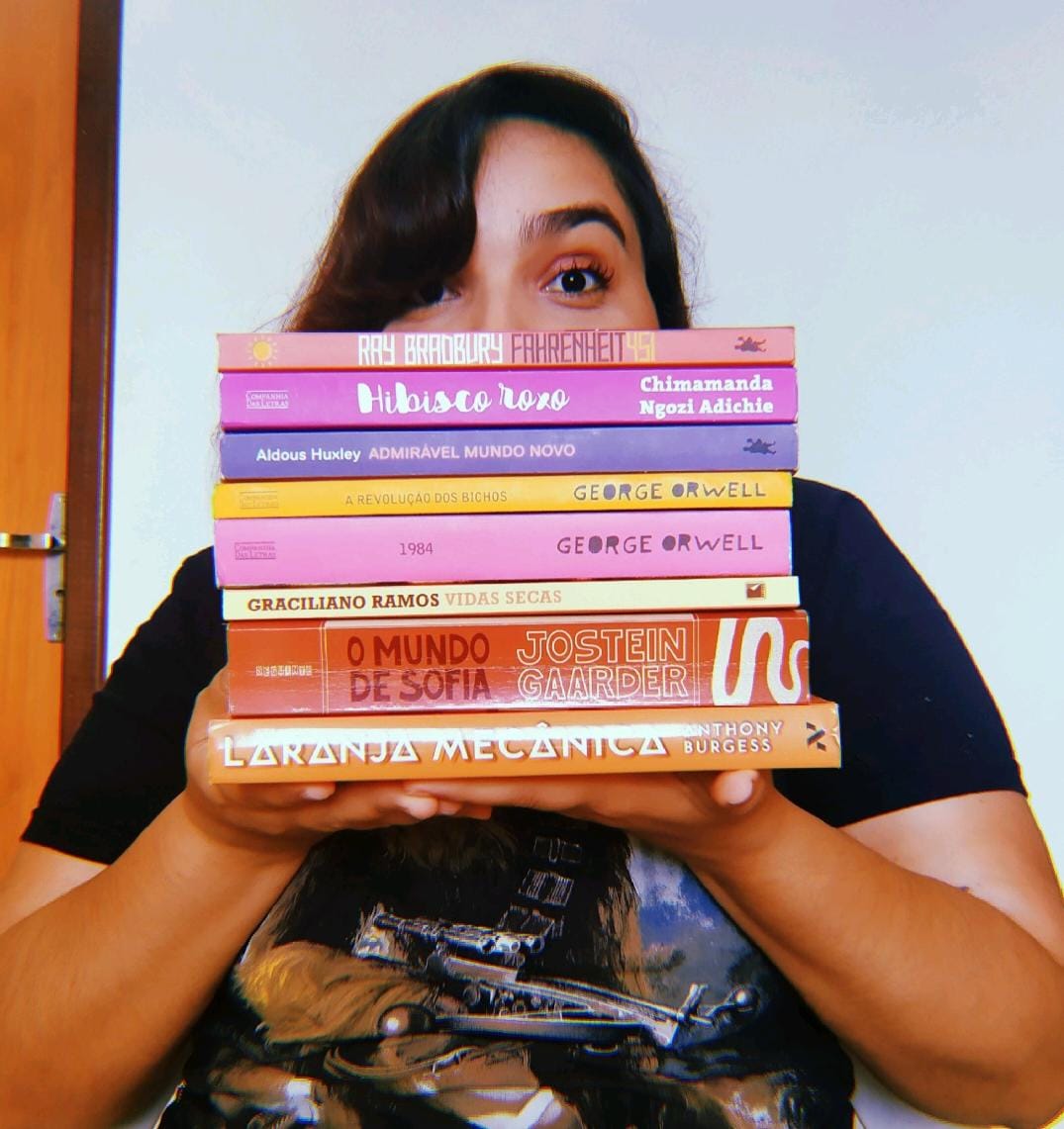 Professoras de ST dão dicas preciosas de leitura para 2023