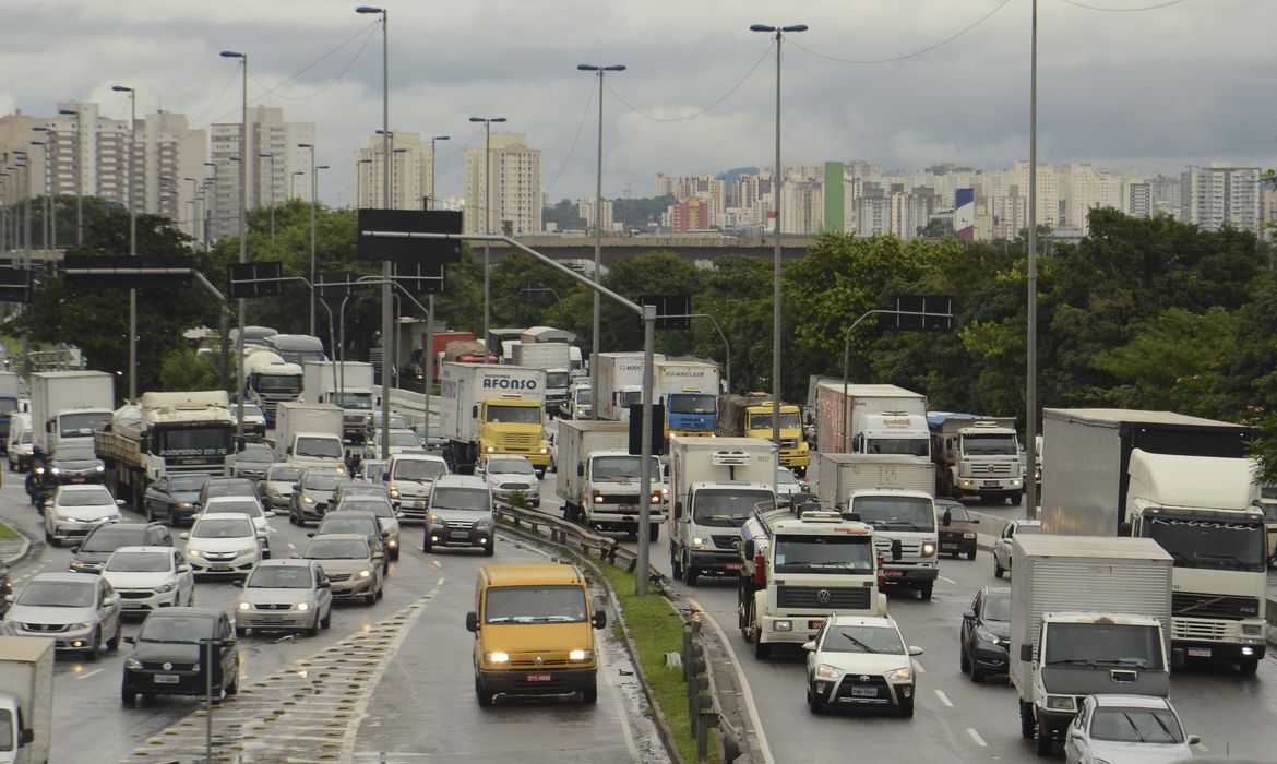 IPVA: confira o calendário de pagamento nos 26 estados e no DF