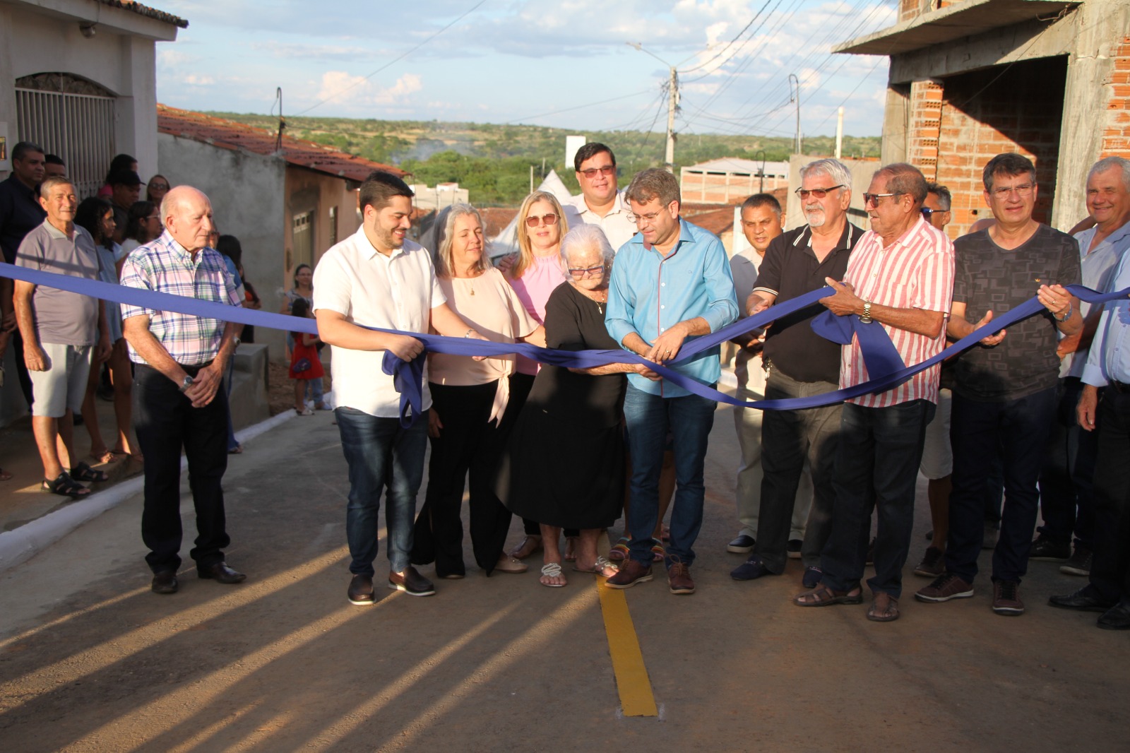 Prefeitura inaugurou 5ª rua pavimentada em um mês