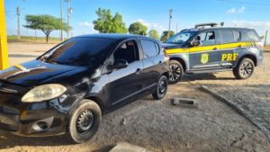 Motorista que trocou carro por veículo roubado é detido no Sertão