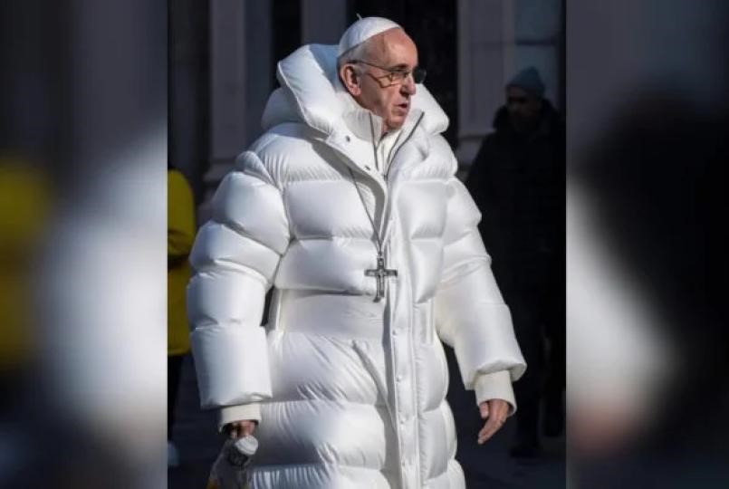 Imagens falsas do Papa com casaco estiloso viralizam nas redes sociais