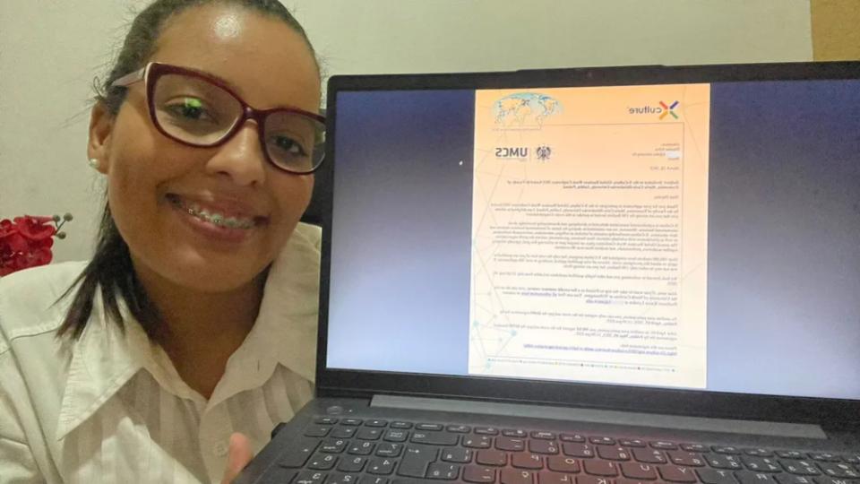 Jovem supera concorrência de 6 mil alunos em concurso internacional