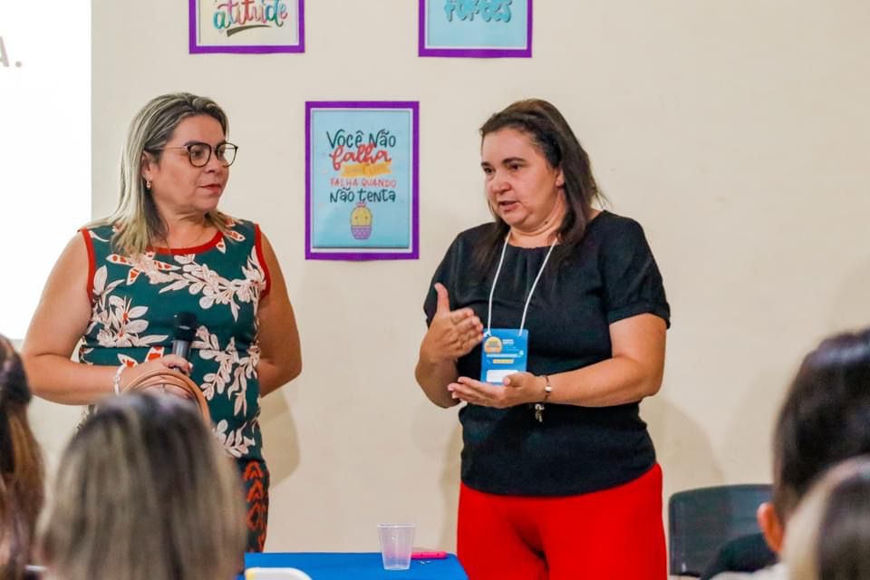 Flores defende o fortalecimento do SUS