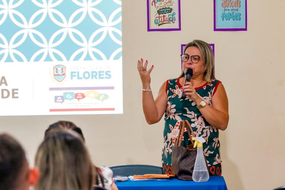 Flores defende o fortalecimento do SUS
