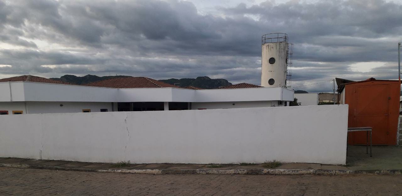 Mães fazem pressão por mais segurança em creche de ST