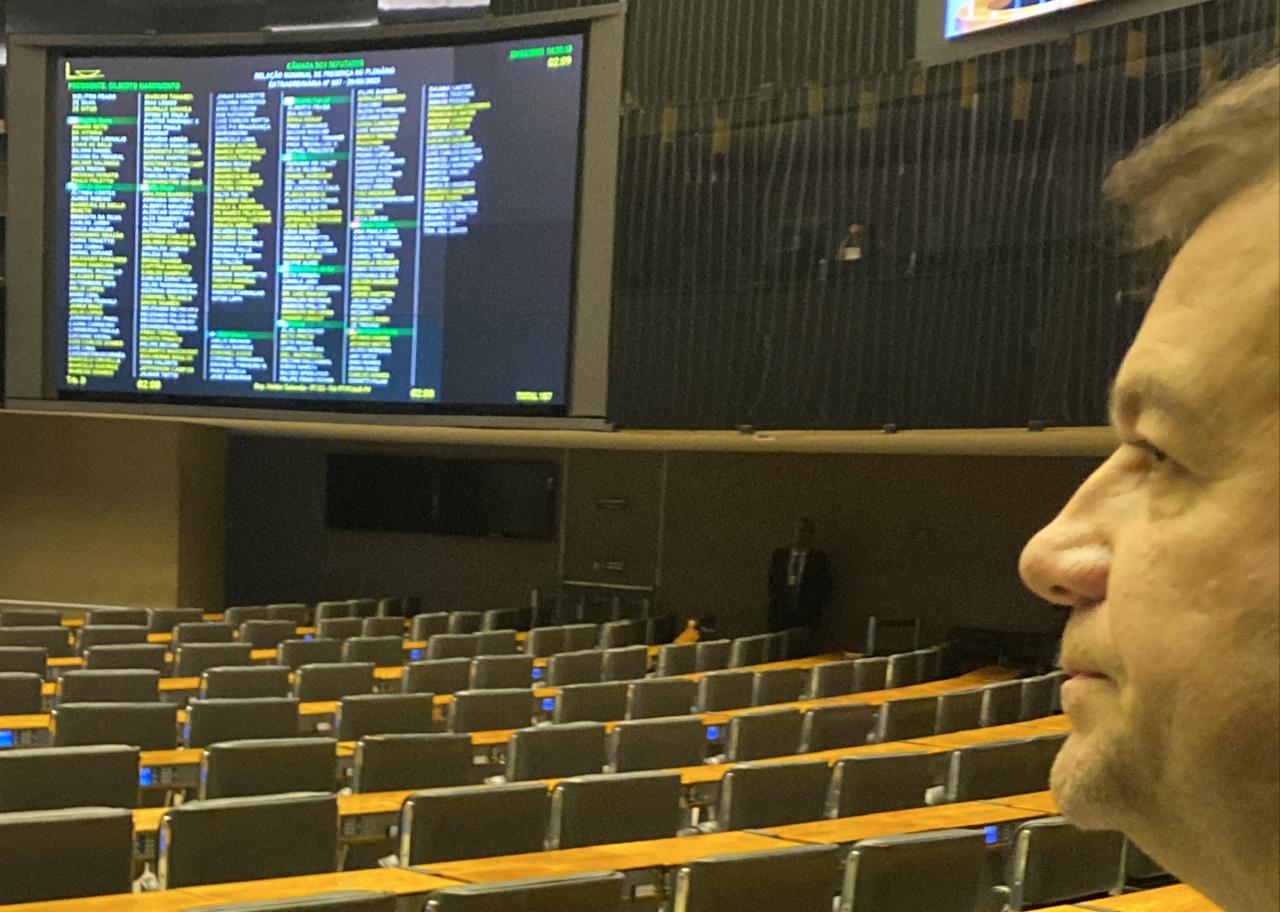 Waldemar divulga nota de pesar pela tragédia