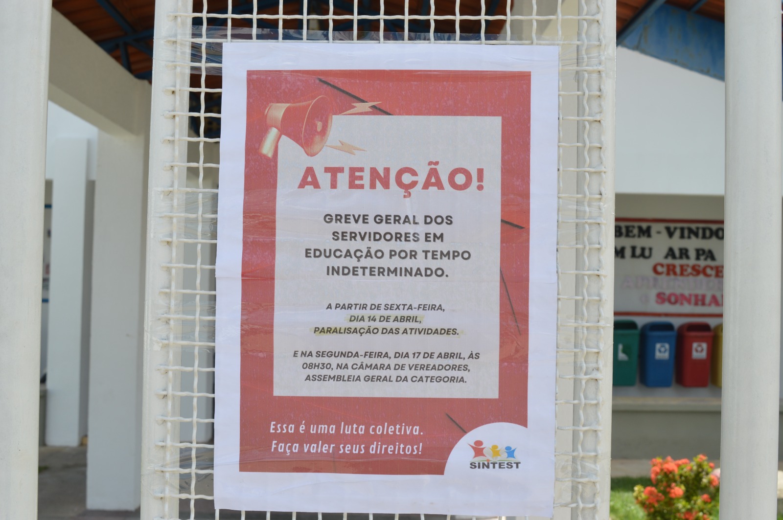 Escolas amanhecem vazias em ST; sindicato faz alerta