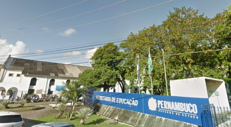 Com ameaça em PE, polícia se reúne com diretores