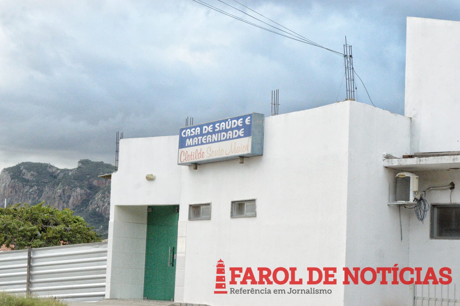 Médico atrasa e provoca tumulto em casa de saúde de ST