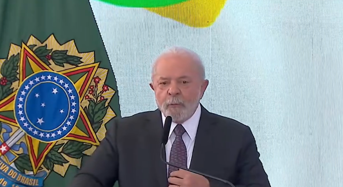 Lula lança programa odontológico e diz que pessoas vão poder 'sorrir' e arrumar um amor