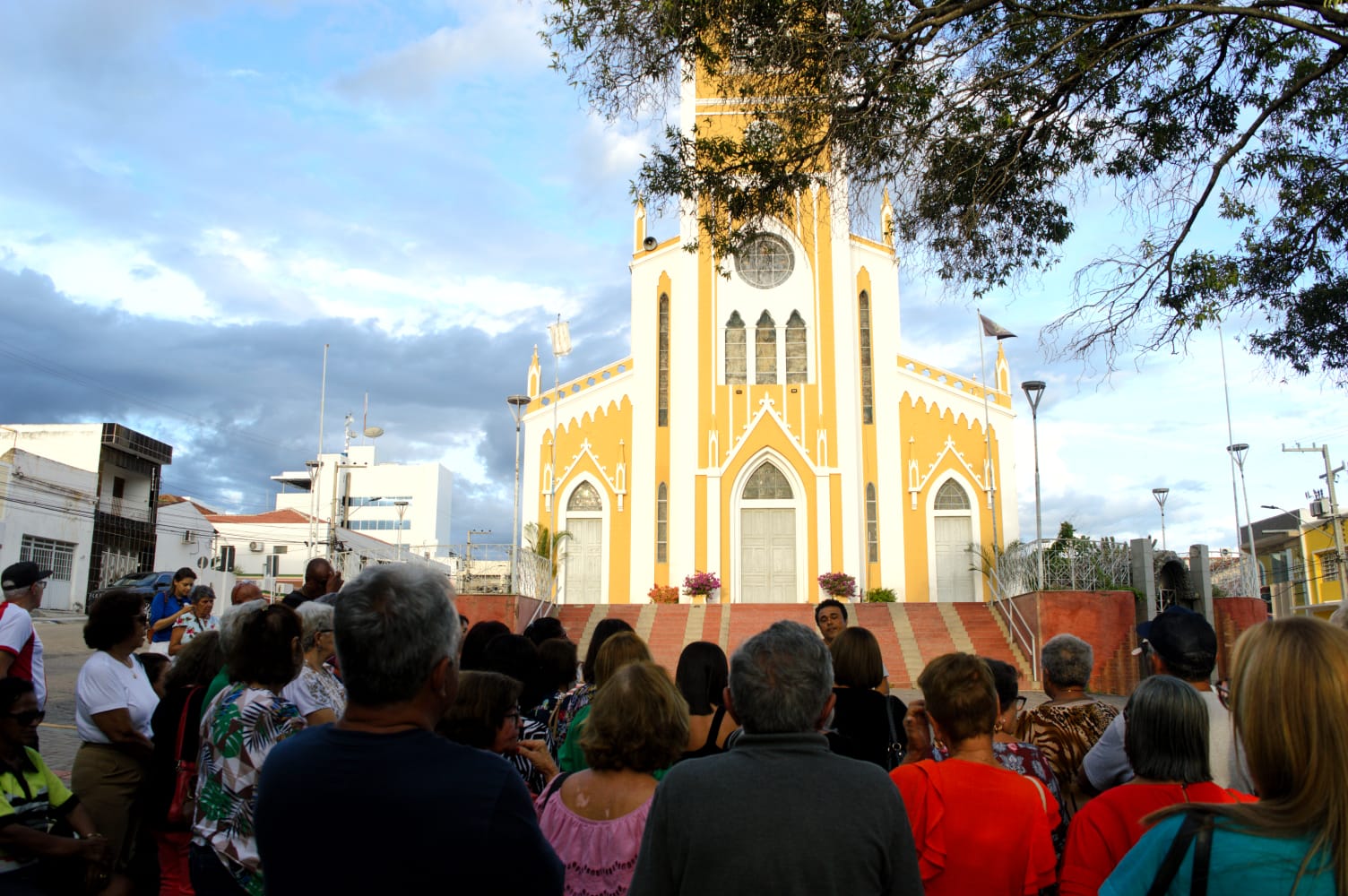 Série da TV Farol atrai turistas de Alagoas para Serra Talhada
