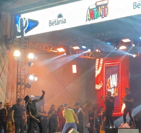 Festa de Santo Antônio reúne população de Betânia
