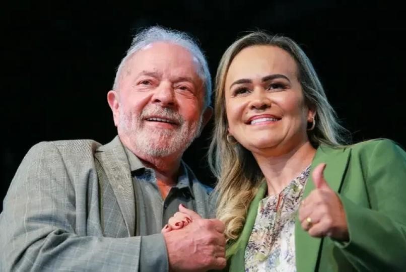 Lula convoca ministra do Turismo para reunião no Planalto