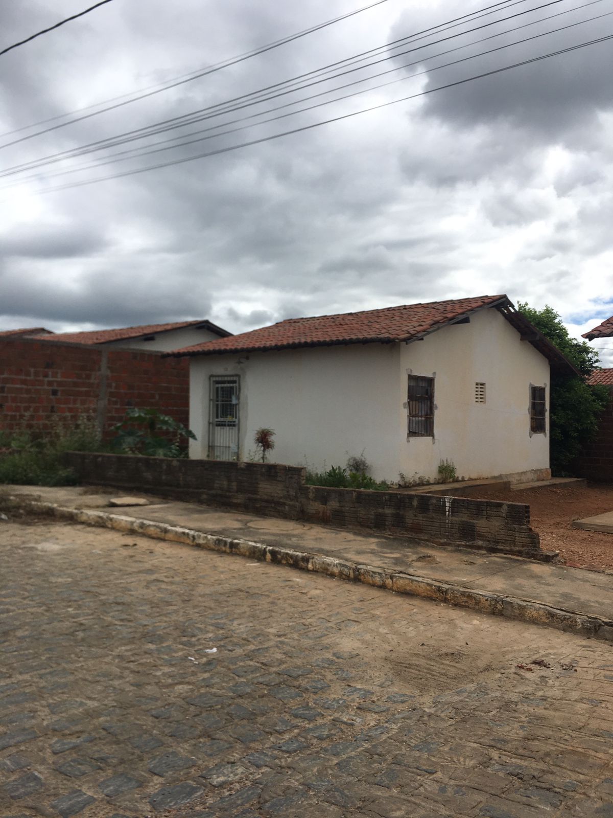 Cresce o número de casas abandonadas no Vila Bela, em ST