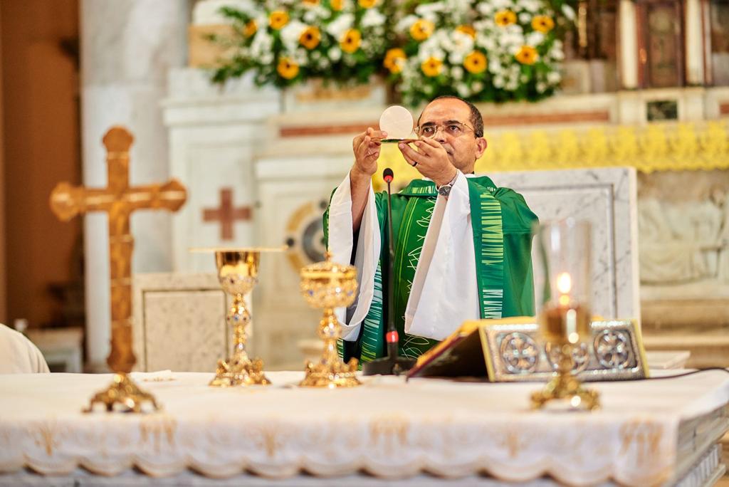 Devotos da Virgem da Penha preparam celebração em Recife