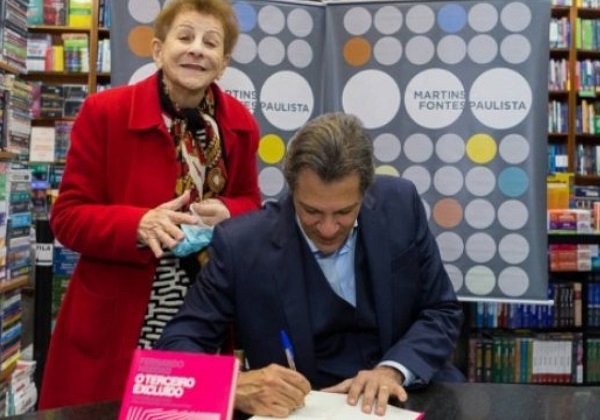 Morre, aos 85 anos, a mãe do ministro Fernando Haddad