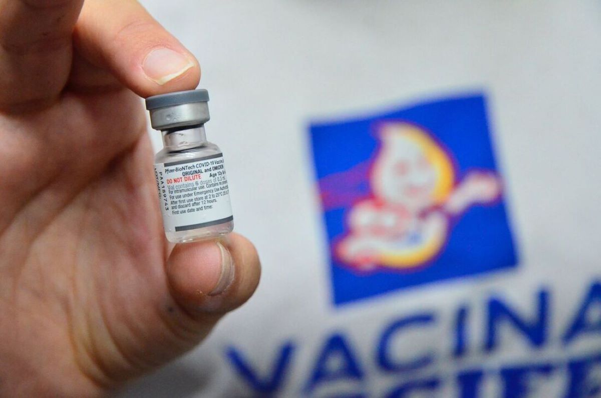 Adesão à vacina bivalente é baixa em PE